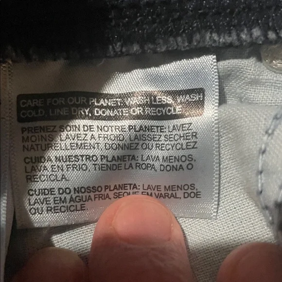 Levi’s High Rise Dark Blue Jeans - Picture 11 of 12